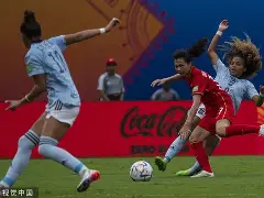 C7娱乐-阿根廷女足在比赛中大放异彩，豪取胜利