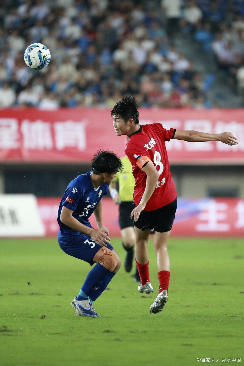 出色表现实现胜利,球队赢得掌声 出色表现实现胜利,球队赢得掌声