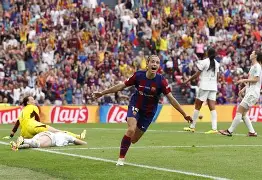 APP下载-德国女足完成逆转，荣登榜首